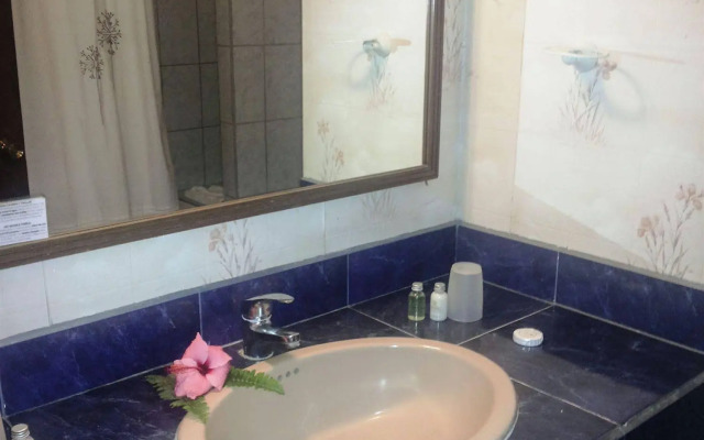 Tupa Hotel