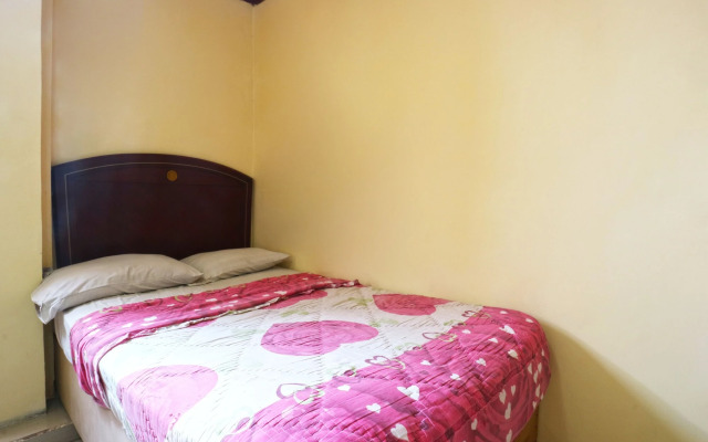 King Stone Hotel by ZUZU