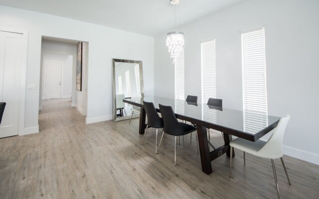 7BR Reunion Pool Home 1543 by OVRH