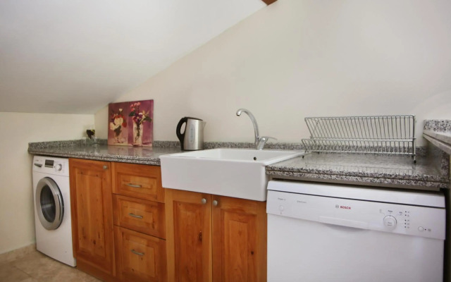 Saylam Suites