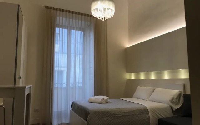 Motta Palace Apartments and Rooms