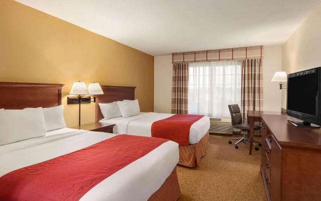 Country Inn & Suites by Radisson, Ames, IA
