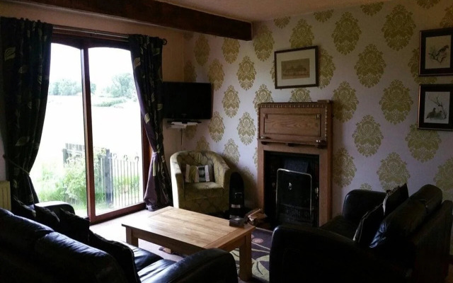 Ardoch Cottage Bed & Breakfast