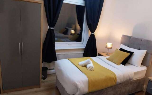 Leeds Cosy,1br Apt, Garden & Free Parking