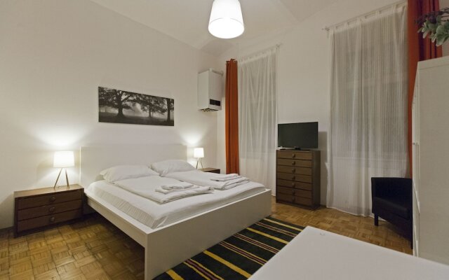 Heart of Vienna Harmoniegasse