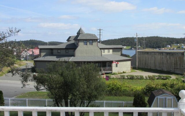 Louisbourg Harbour Inn