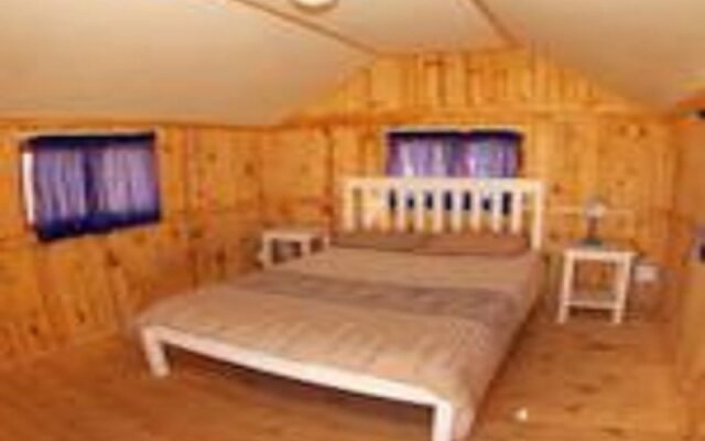 Island Vibe Jeffreys Bay Hostel