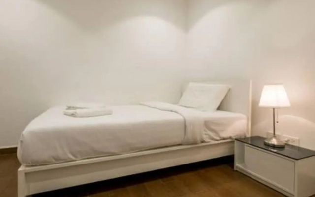 Bellavita Service Apartment