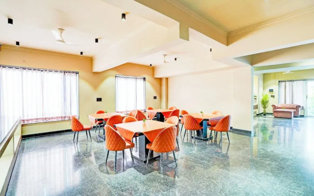 Hotel Royal City