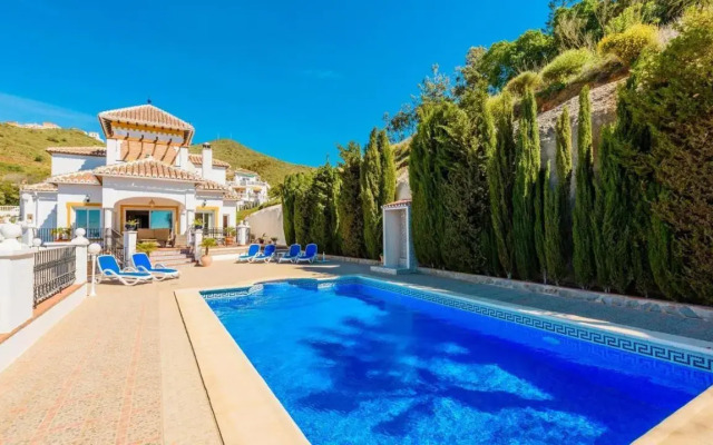 Villas Nerjazul - El Peñoncillo Beach