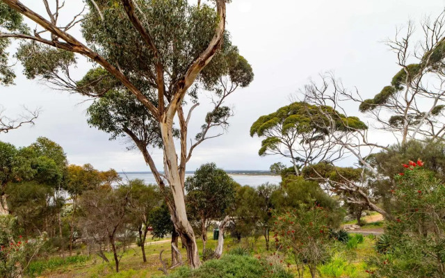 Cooinda Holiday Village