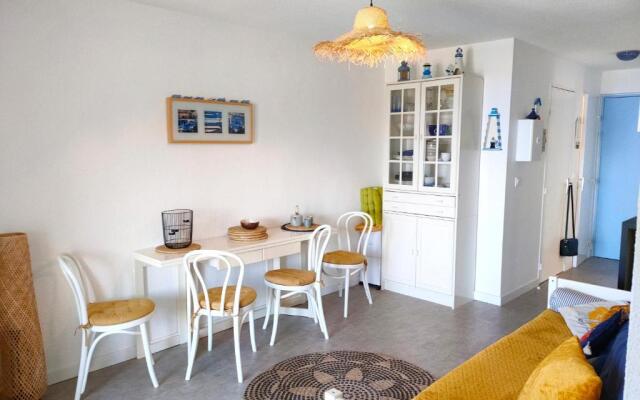 Appartement avec terrasse vue mer, proximité plage, place parking