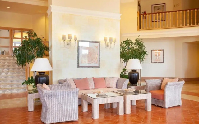 Grupotel Macarella Suites & Spa