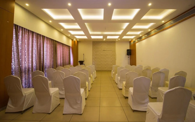 FabHotel Rathi Residency