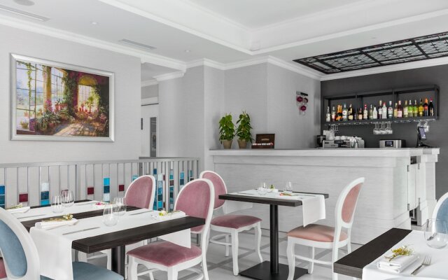 Merci Boutique Hotel