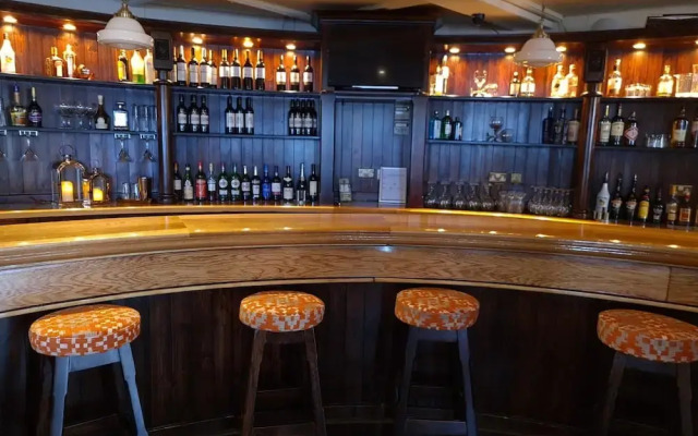 Killarney Court Hotel