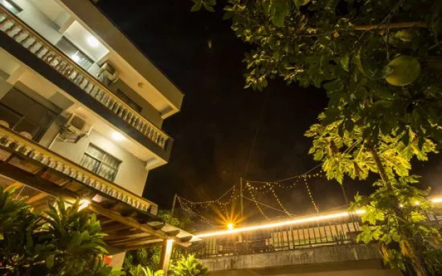 Weizhou Island Haitang Homestay (Shell Beach Branch)