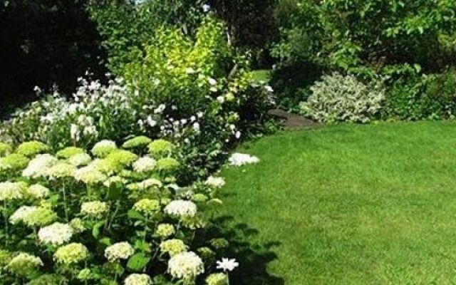 School Cottages BB  Self-Catering
