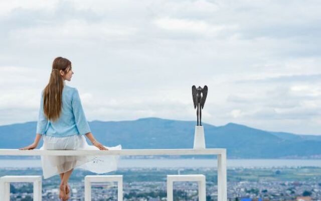 Chunshan · Sky City Hostel