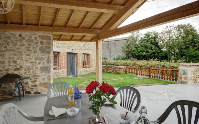 Gîte Saint-Hilaire-Cusson-la-Valmitte, 4 pièces, 6 personnes - FR-1-496-206