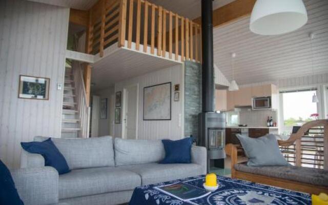 Vestfjord Service Villa