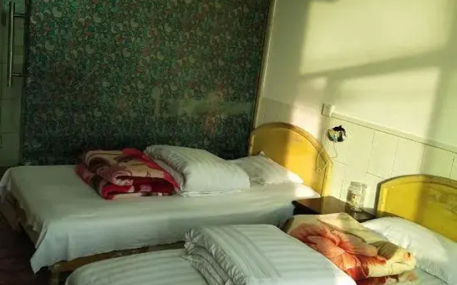 Huojia Xinyi Hotel