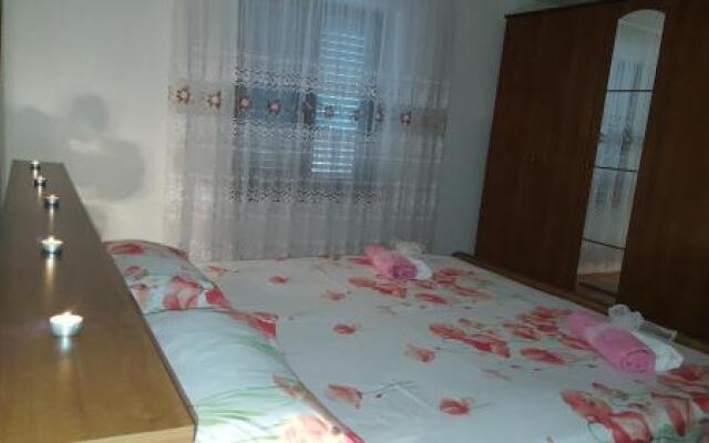 Apartments Elena