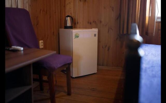 Amra2000 Guest House