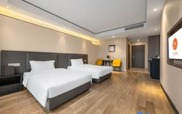 Huanlesong Hotel (Jiaxing Zhongguancun Wanli Square)