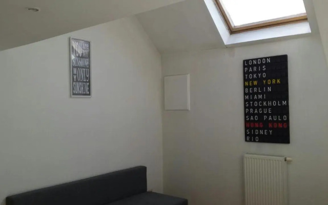 central duplex sleeps 4
