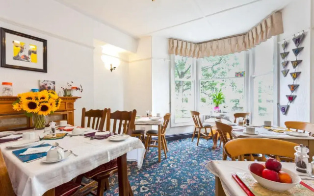 Lyndhurst Guest House