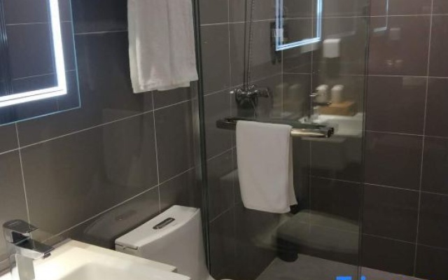 Rest Comfort Hotel (Wenzhou Oubei Shuangta Road) – Bathroom – Wenzhou