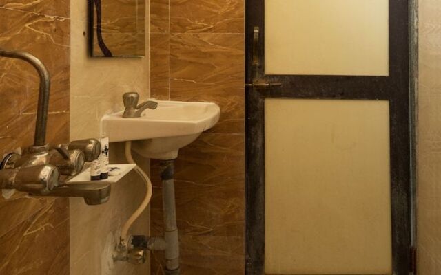 OYO Flagship18489 Hotel Sai Parth