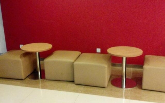 Ibis Hotel (Beijing Wukesong Dacheng Road)