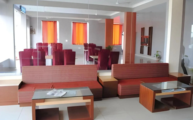 Saket Hotel and Restaurant