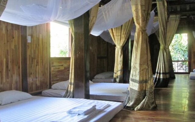 Mai Chau Hostel - Bar Restaurant