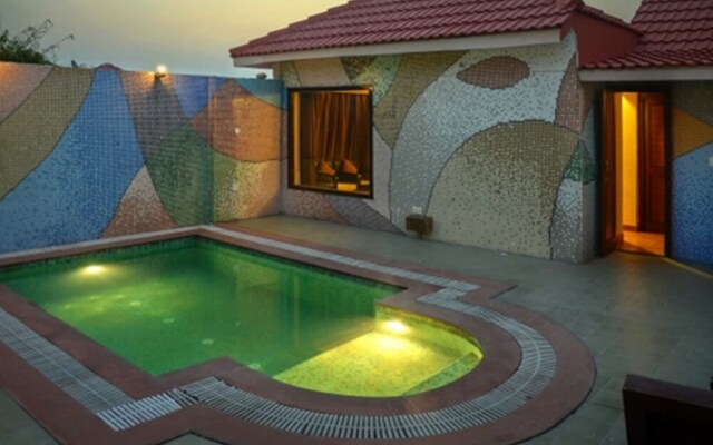 Gajraj Trails Resort