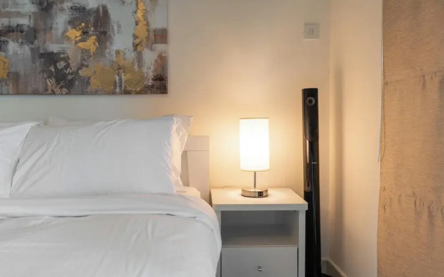 Spacious Studio in Bay Square by Bespoke