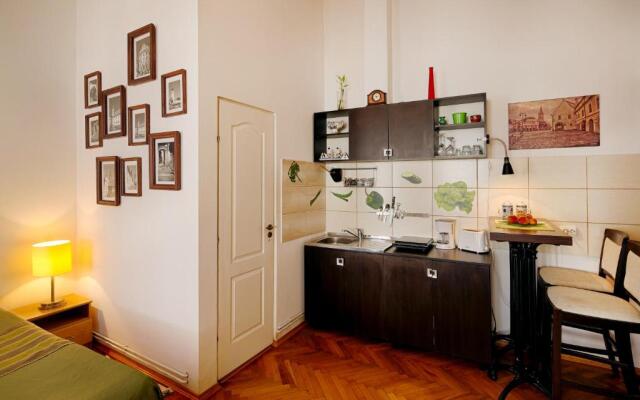 Studio Piața Mare
