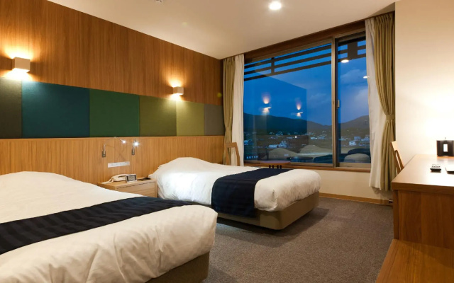 Capital Hotel 1000