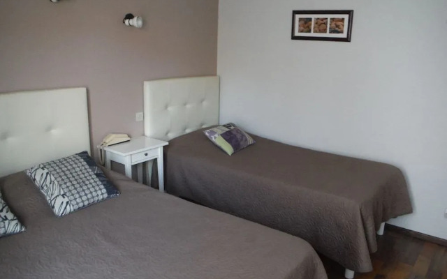 Hotel La Cote dArgent