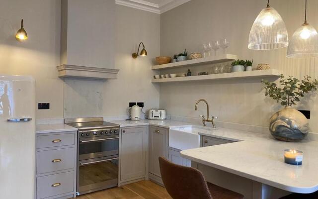 ch1 boutique stays - Deva suite