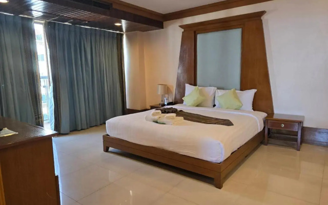 Mike Beach Resort Pattaya - SHA