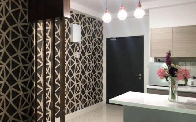 Luxury Homestay at Emira Residence