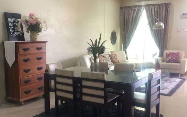 Indah Guesthouse Pekan