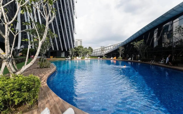 Arte Mont Kiara Duplex 4 pax Jacuzzi