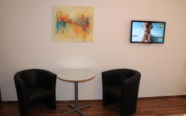 Vienna's Place Studio-Apartments Karlsplatz