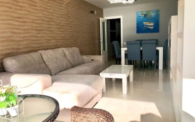 Levante Seafront Beach Apartment