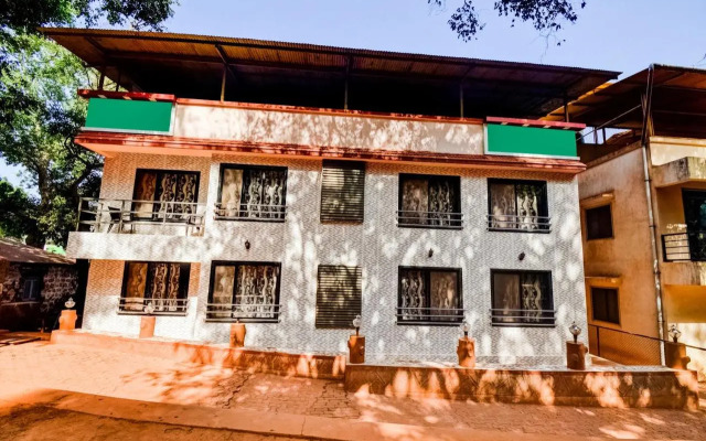 Roshan palace