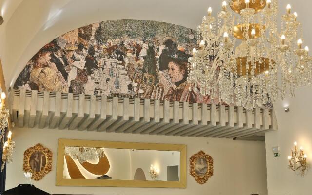 Casual Belle Epoque Lisboa Hotel